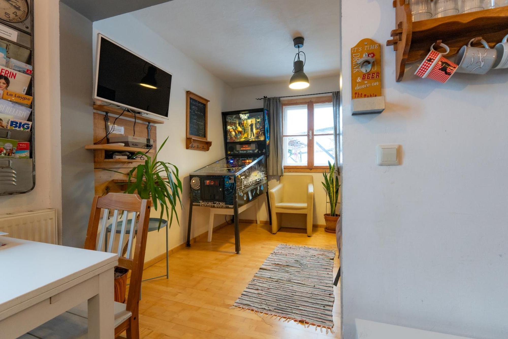 Apartment Retro
